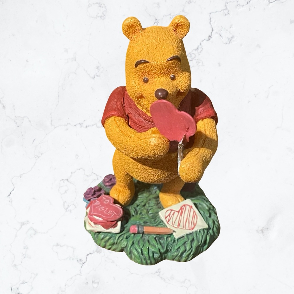 Disney‎ Simply Pooh Wobbly Hearts Just as True Figurine Valentine Piglet Kidcore